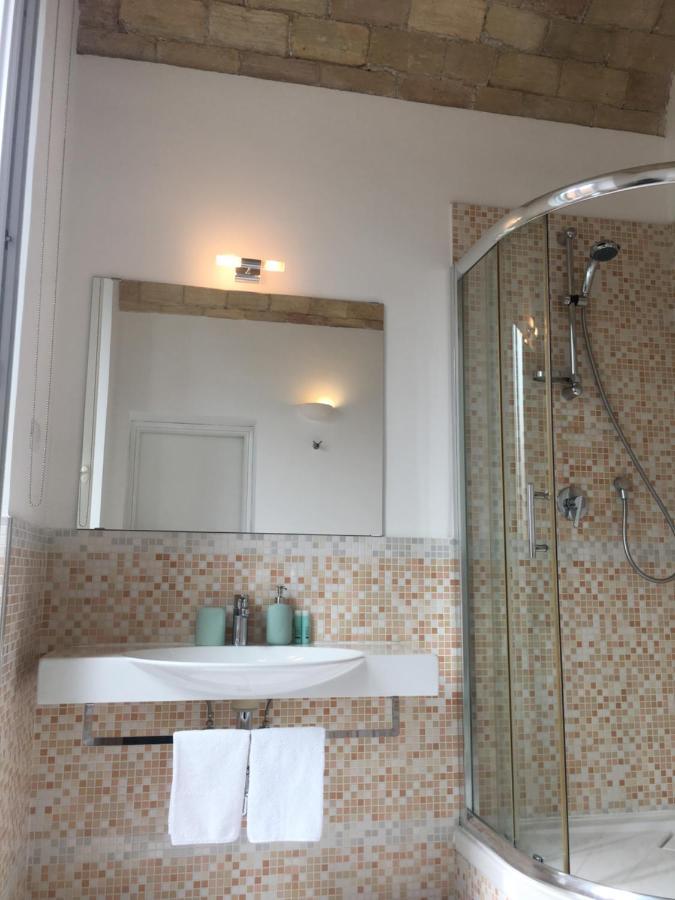 La Finestra Sul Colosseo B&B 1 Rome Extérieur photo