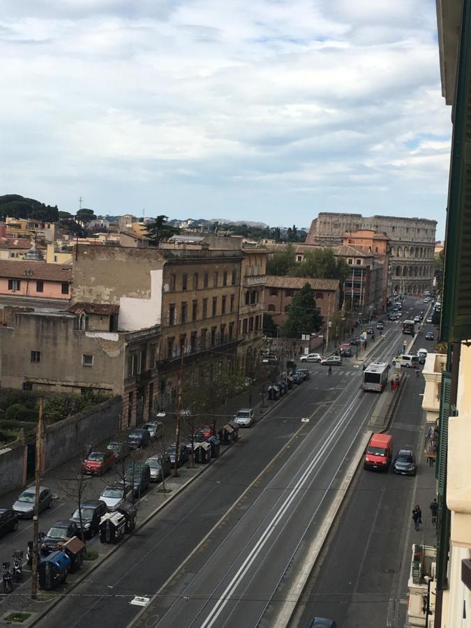 La Finestra Sul Colosseo B&B 1 Rome Extérieur photo